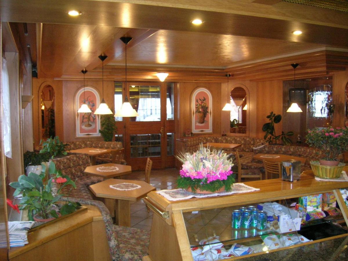 Hotel Olisamir Cavedago Buitenkant foto