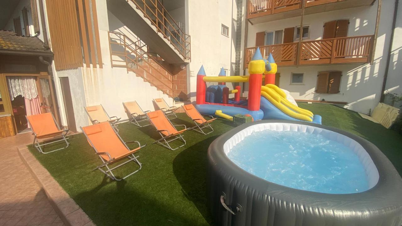 Hotel Olisamir Cavedago Buitenkant foto